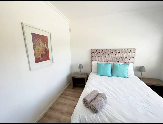 BEDROOM APARTMENT FOR SALE IN RIVONIA